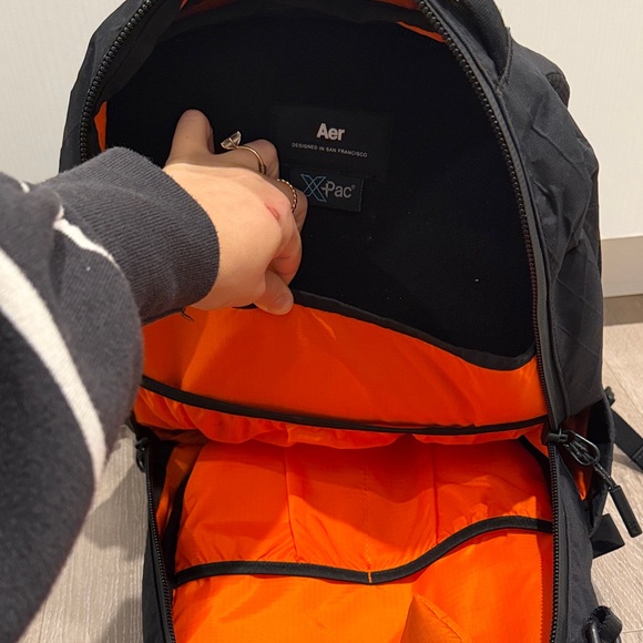 Aer City Pack Black Men's Backpack - Picture 5 of 8